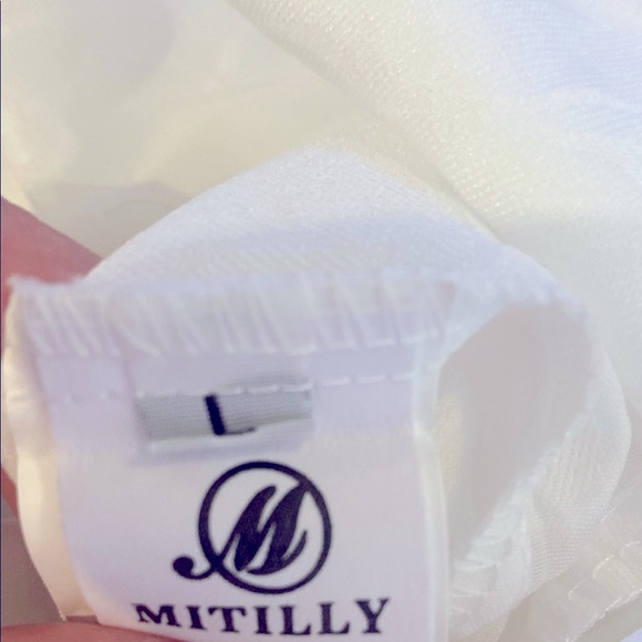 Chic LACE Long Sleeve White Dress - Picture 12 of 12